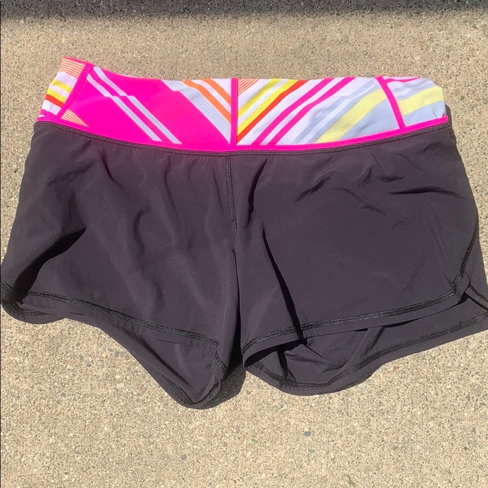 Black Lulu Shorts -Pink Waistband